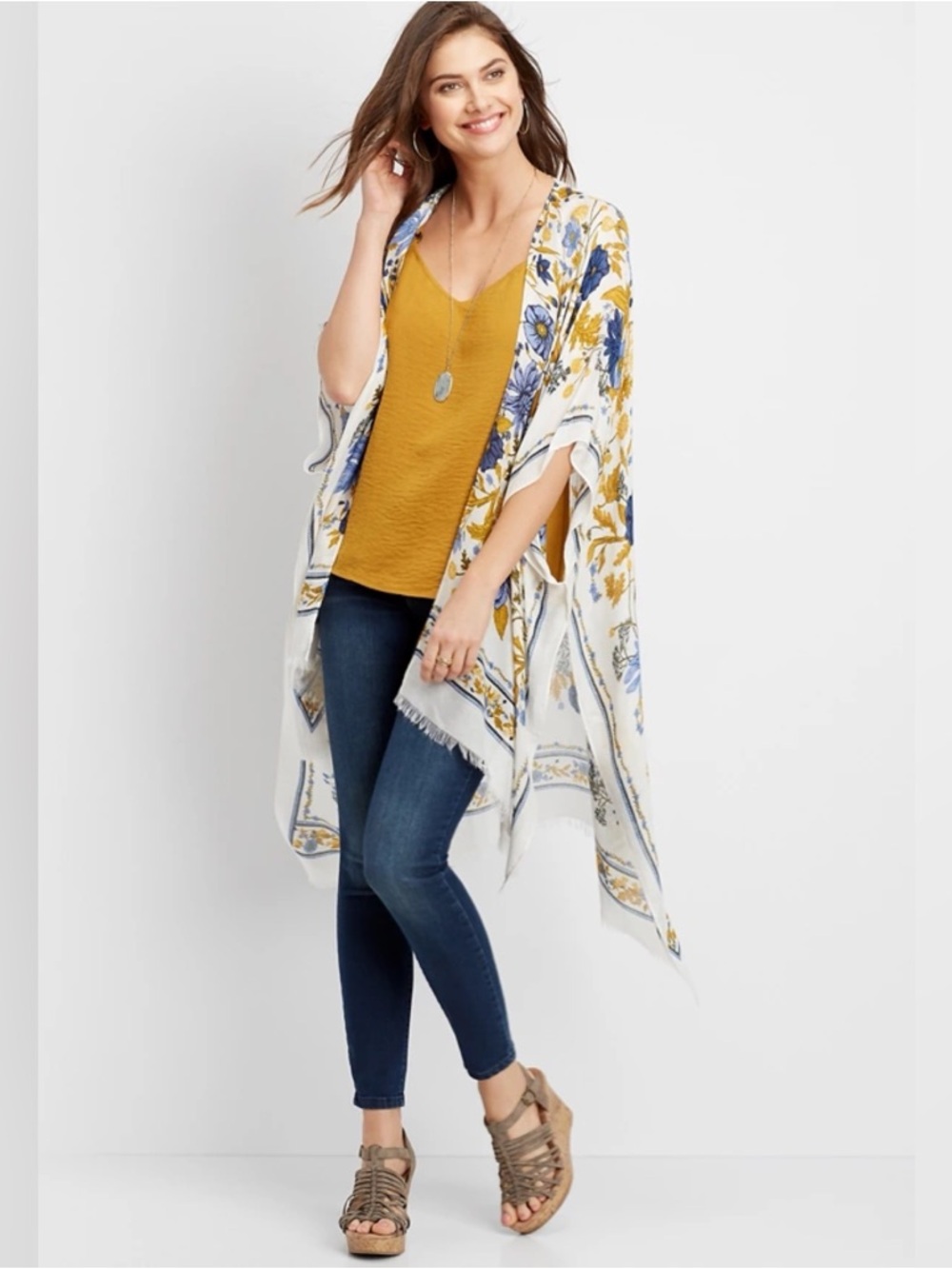 American Eagle Floral Fringe Kimono 🌻